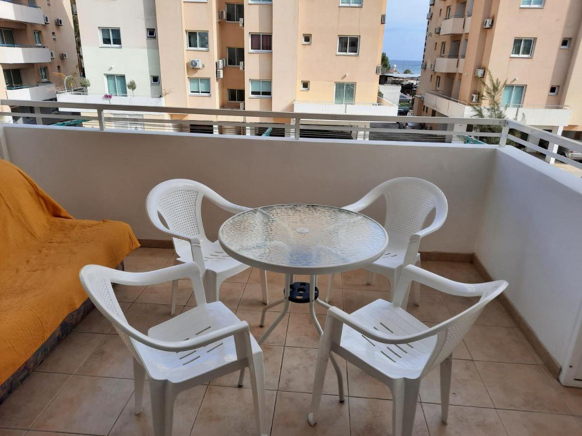 Large Apt 2 Bedrooms Sea View & 2 Balconies Ларнака Экстерьер фото