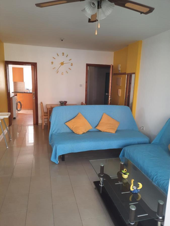 Large Apt 2 Bedrooms Sea View & 2 Balconies Ларнака Экстерьер фото